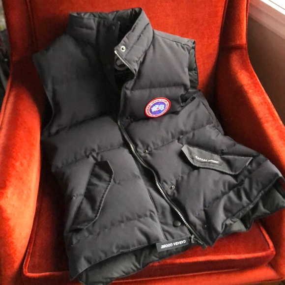 Navy Canada goose freestyle vest - Picture 5 of 11